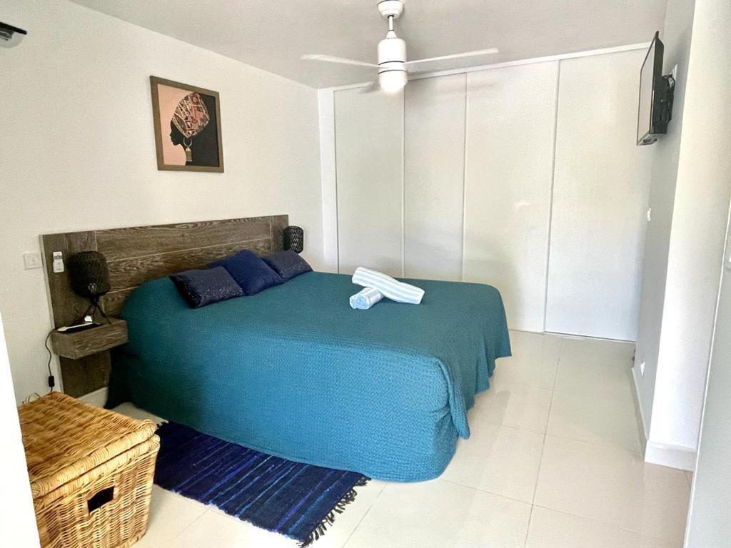Villa Cocoon Sur La Plage Sandy Ground Exterior photo