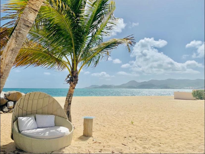 Villa Cocoon Sur La Plage Sandy Ground Exterior photo